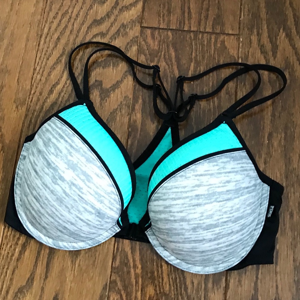 Unworn front close bra from pink